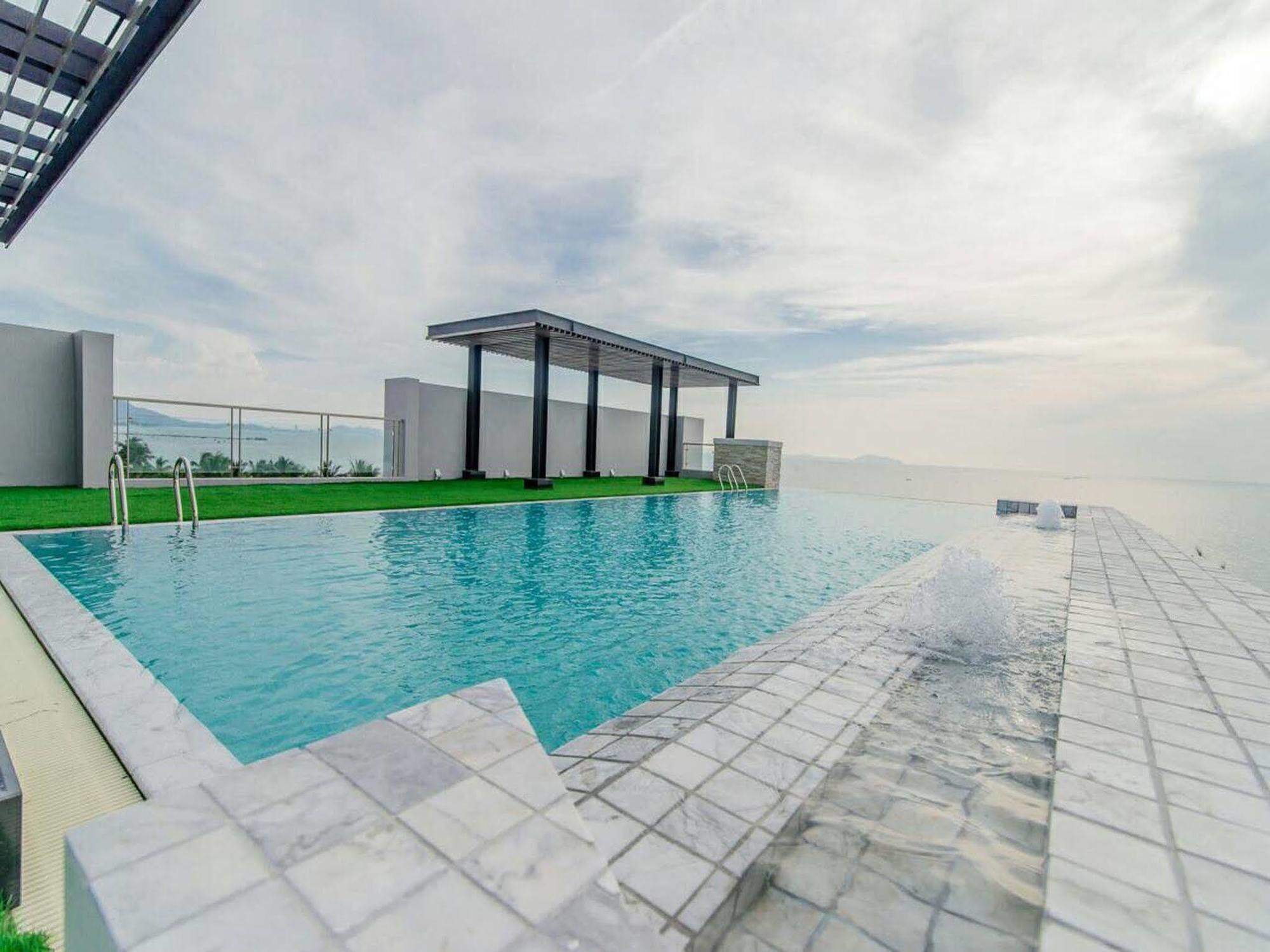 Panitar Haus Hotel Chonburi Buitenkant foto
