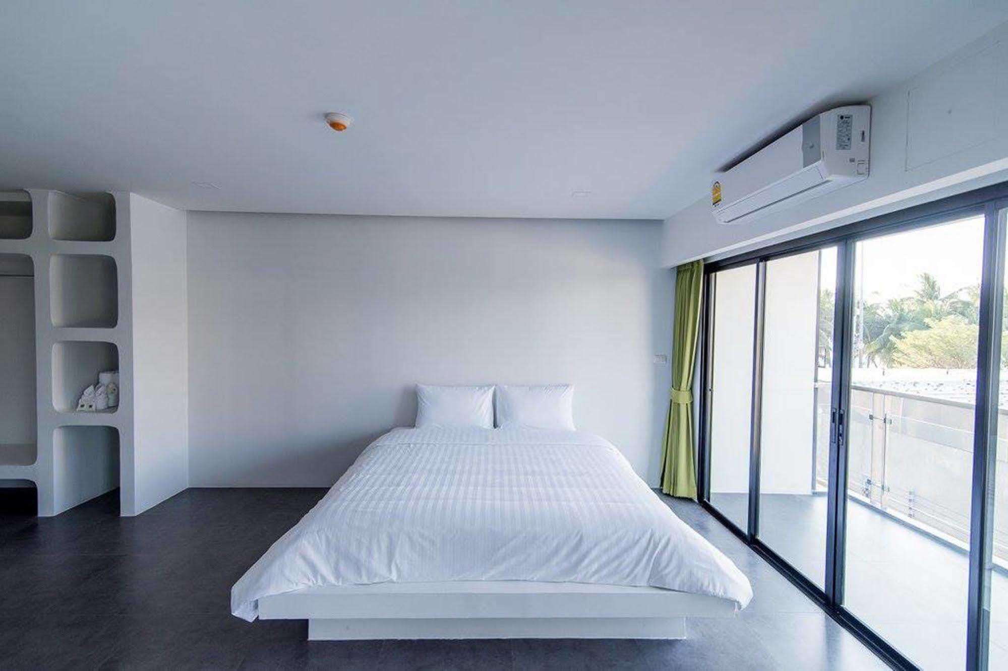Panitar Haus Hotel Chonburi Buitenkant foto
